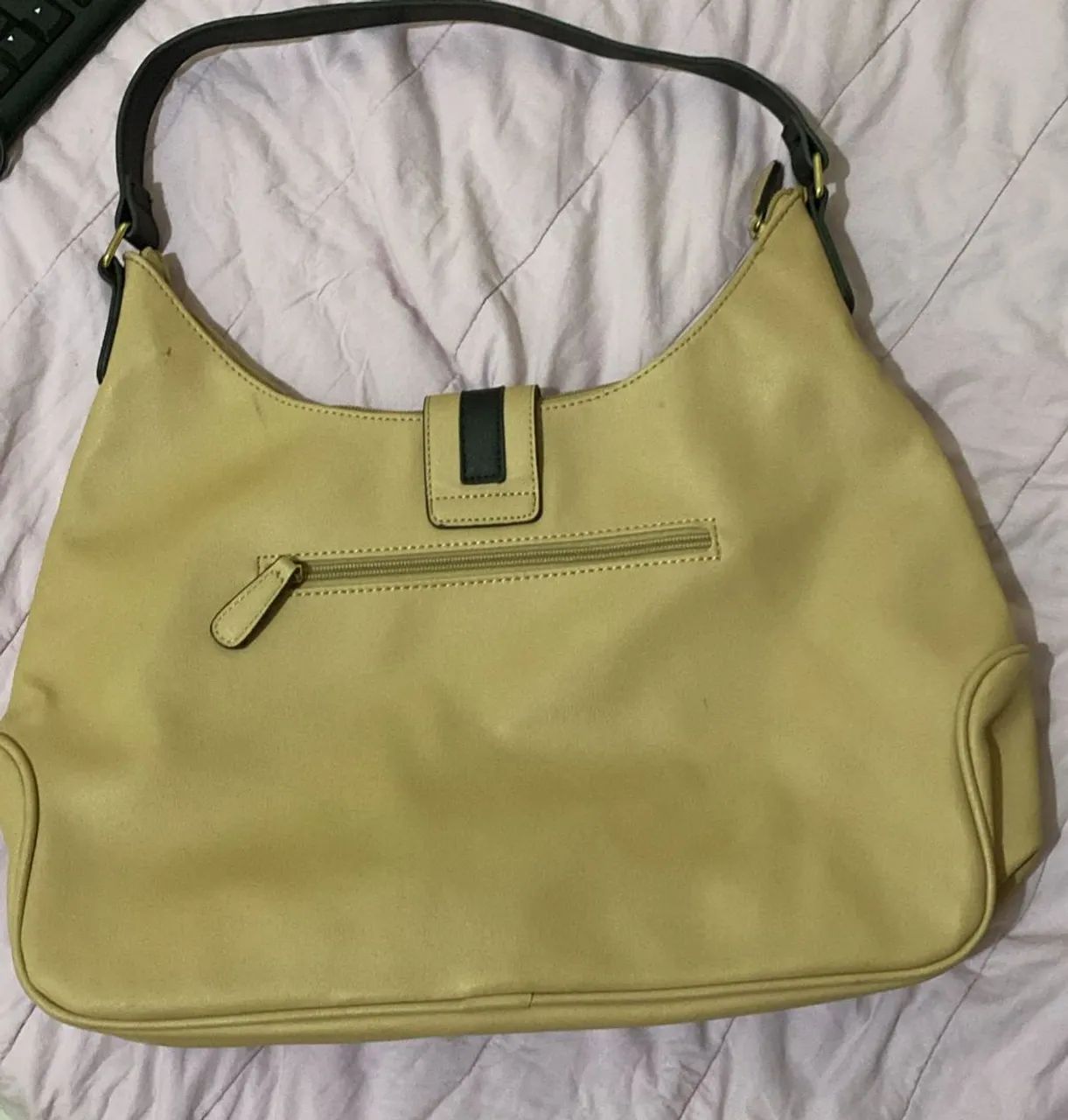 Bolsa e outros itens - Foto 2