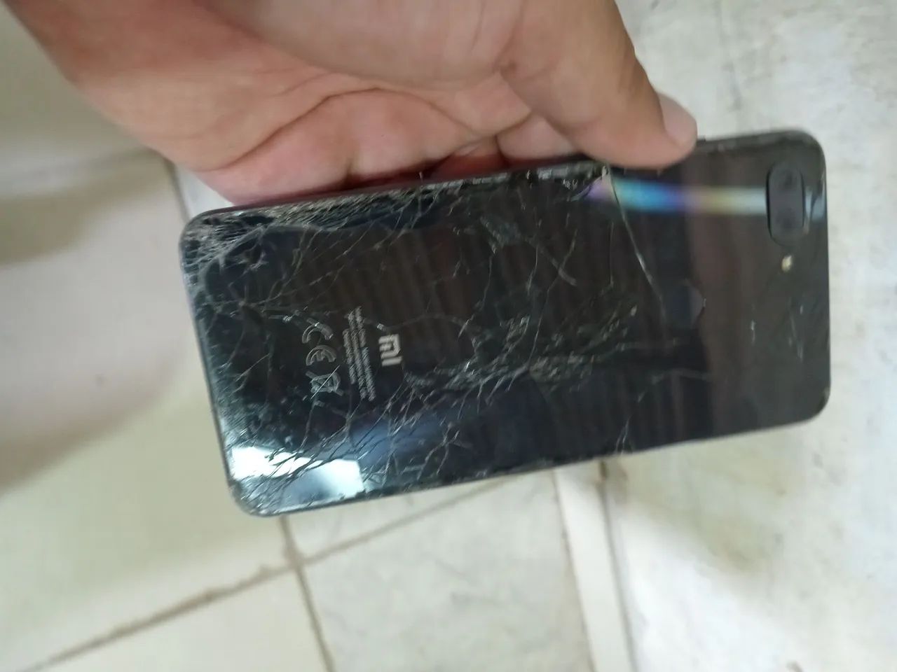 Vendo esse celular com display queimado! - Foto 2