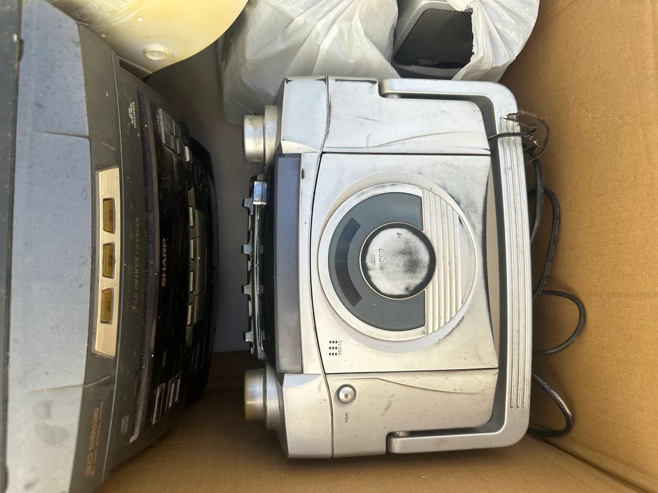 Microsystem Sharp 3 CD Changer - Foto 2