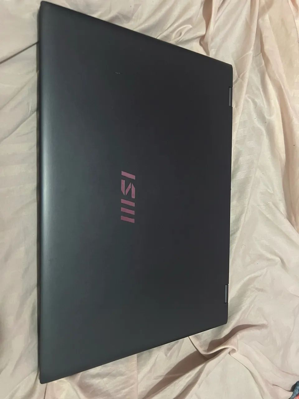 MSI Prestige 16 Intel i7 rtx 4050. 