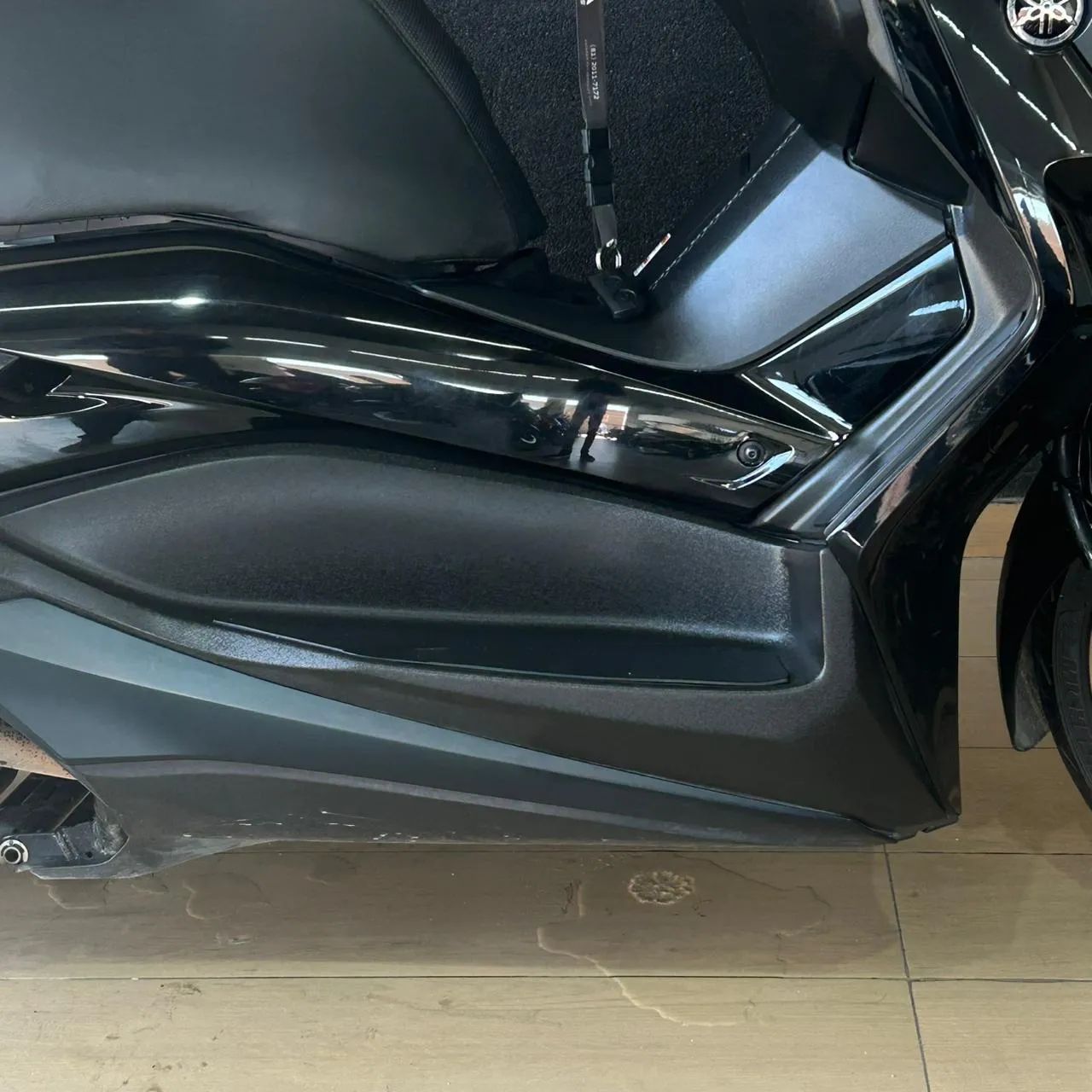 YAMAHA XMAX 250 2024 - Foto 4
