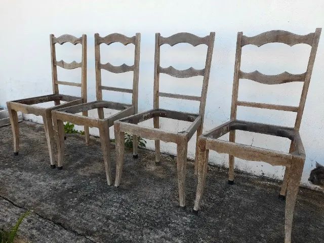 Vendo Conjunto De 4 Cadeiras Antigas Legítimas - Móveis Mieli