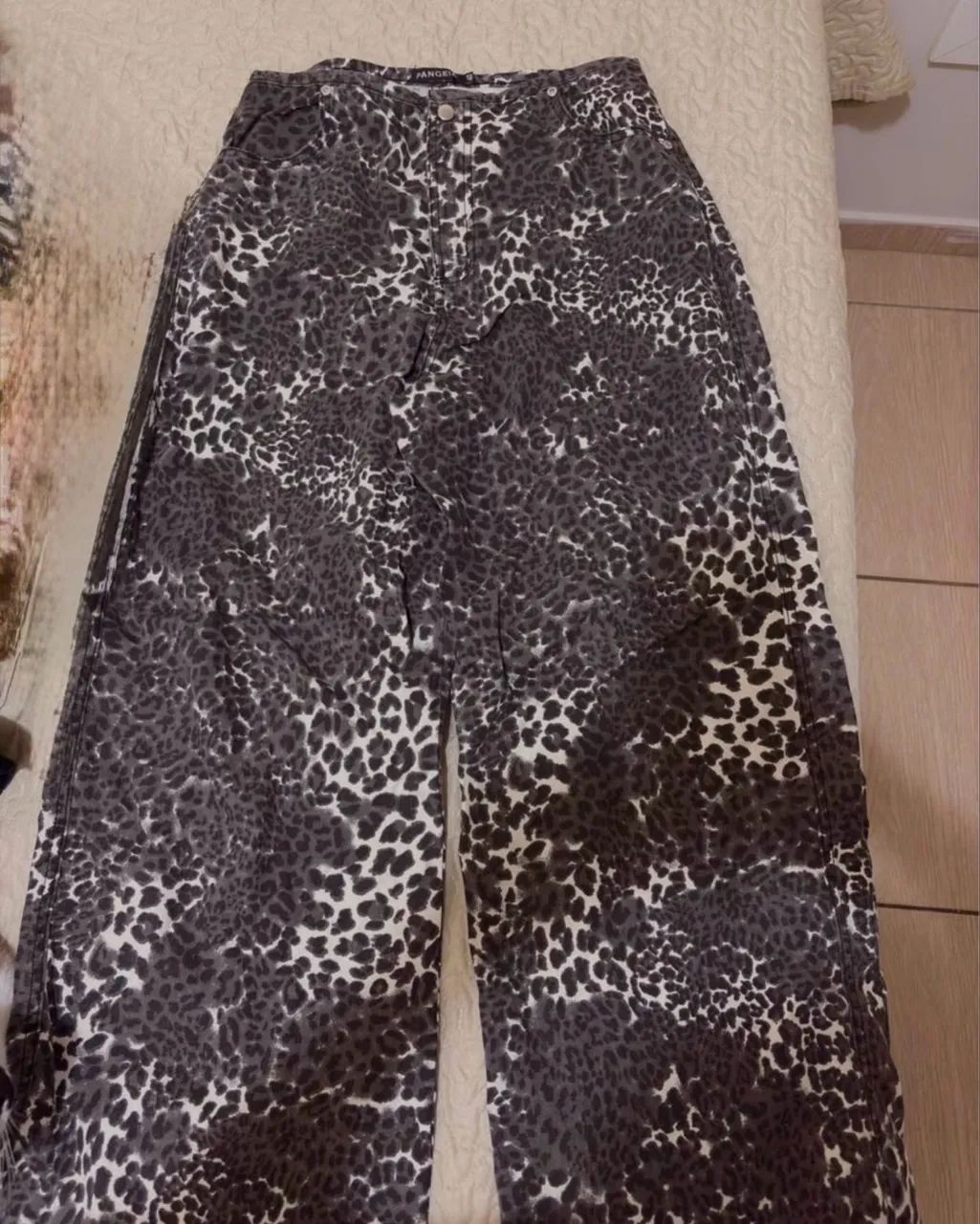 Calça nova Pangeia 