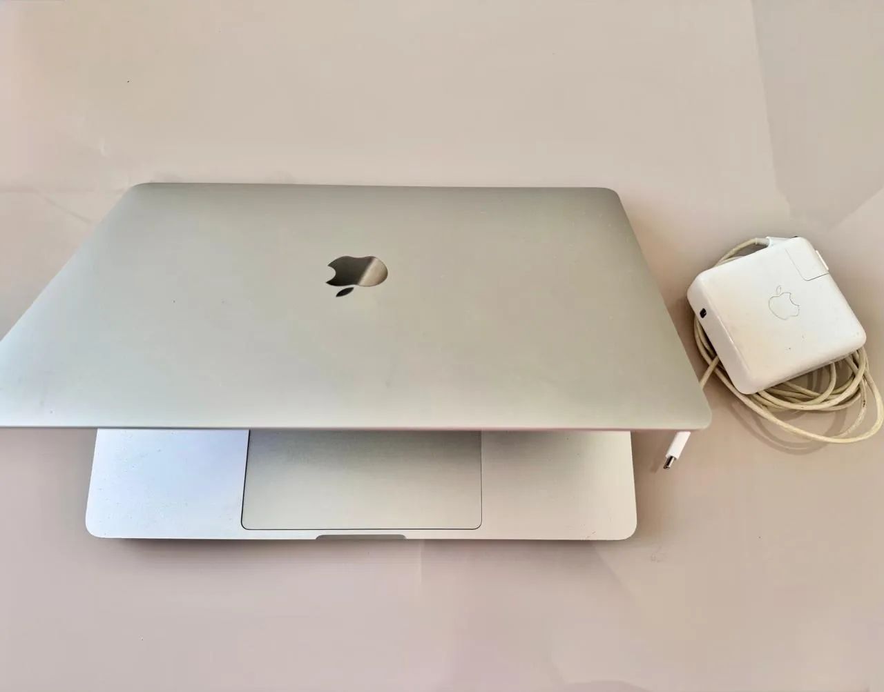 MacBook Pro M1 13? 2020 | 8GB | SSD 512GB | Muito Conservado