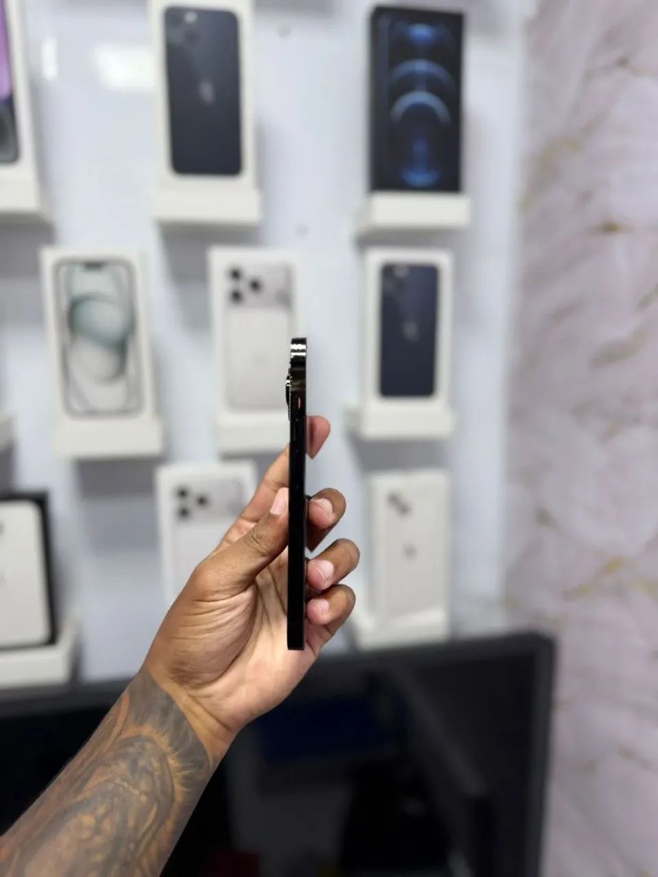 IPHONE 14 PRO 128GB<br>R$ 3.399,00 - Foto 4