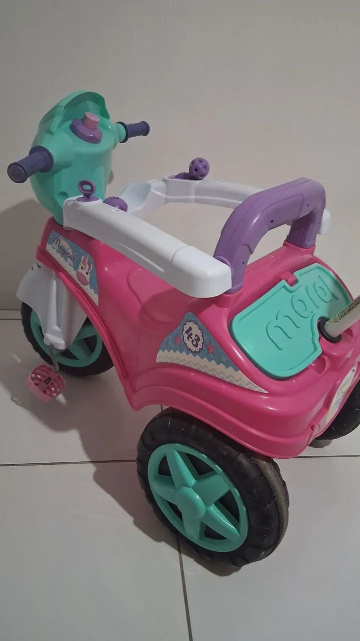 Triciclo infantil