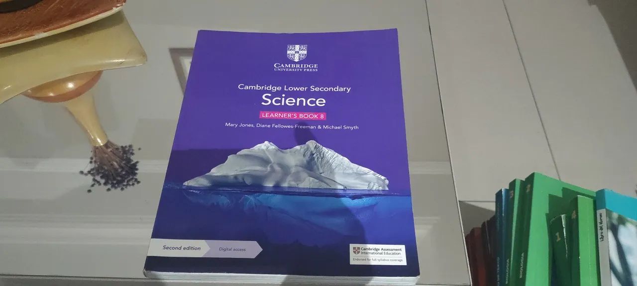 Livro Cambridge Lower Secondary Science Learner's Book 8