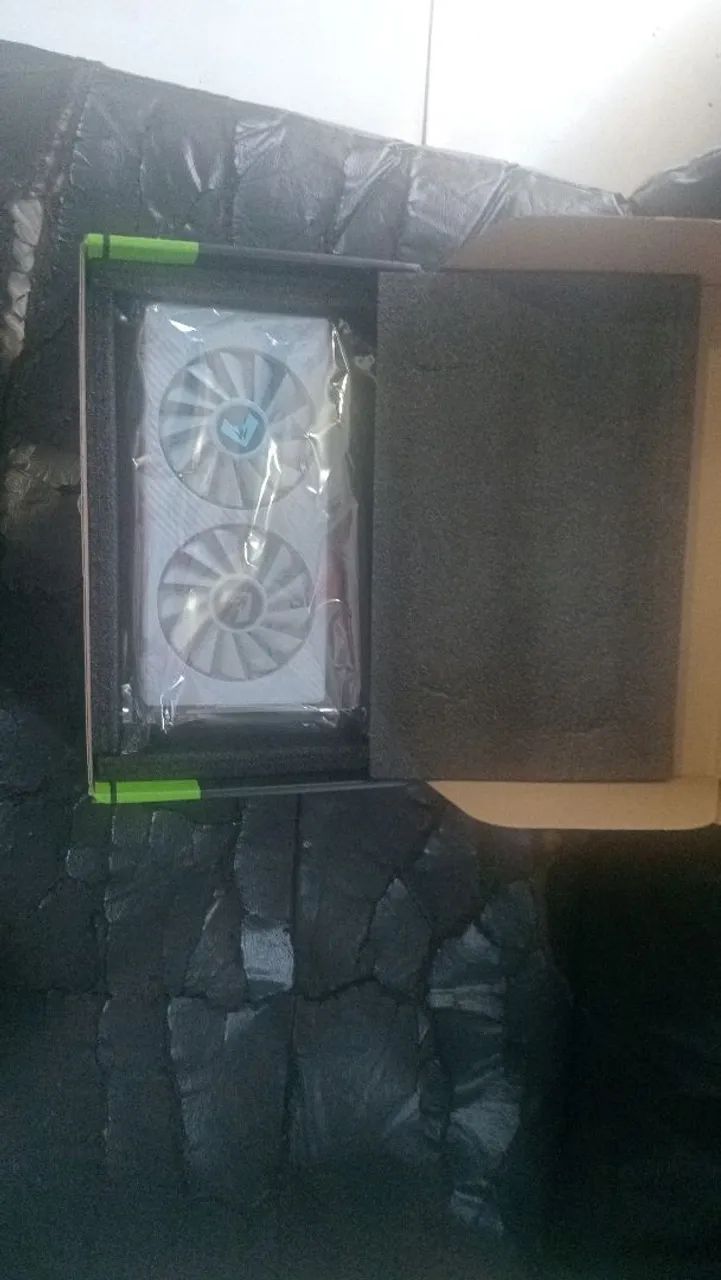Rx 580 8gb branca nova 