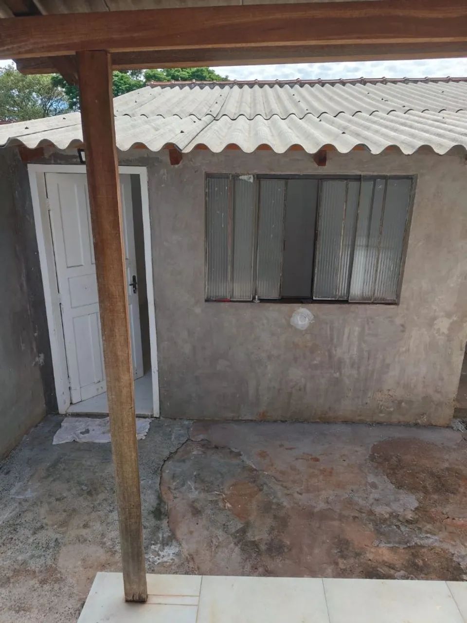 Casa nos fundos 