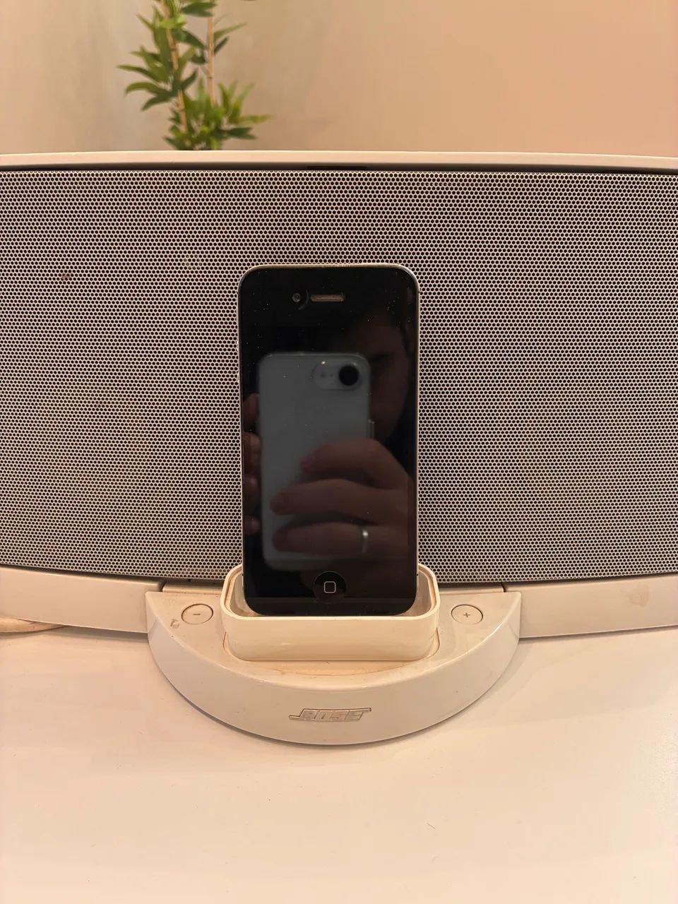 Caixa de Som Bose com adaptador para iPhone  - Foto 2