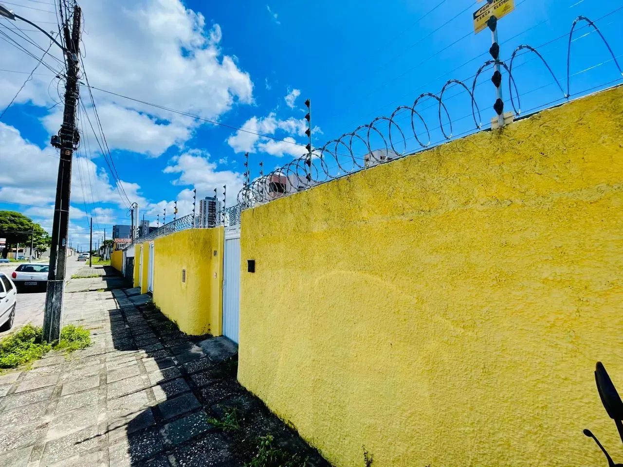 Casa em Lagoa Nova - 4/4 - Bairro de Lagoa Nova - Natal RN