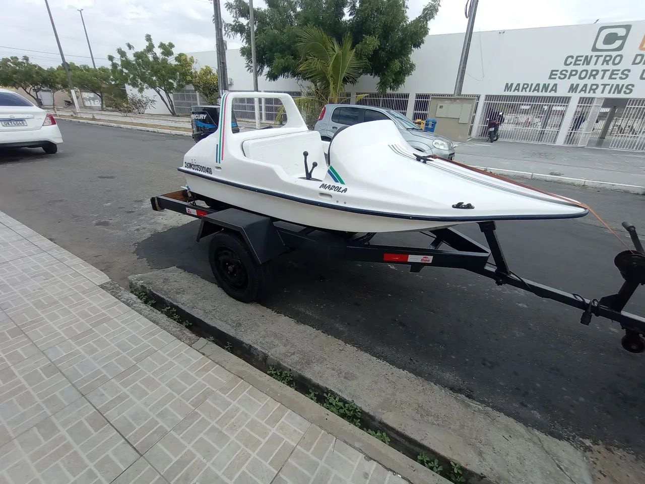 Vendo mimi lancha R$22.000