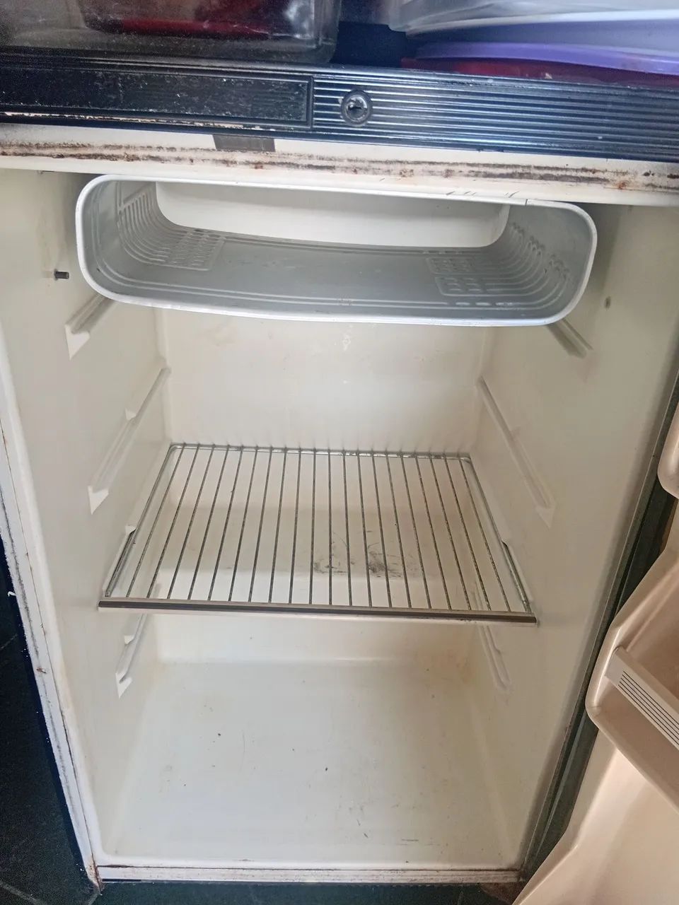 Frigobar Mini geladeira a venda  - Foto 5