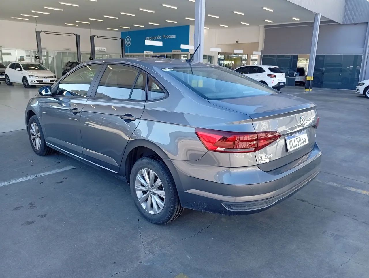 Volkswagen Virtus 1.6 MSI Flex 16V 5P Mec. 2022 - Foto 4