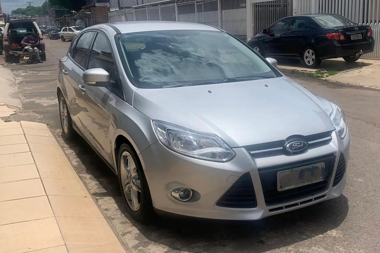 Ford Focus Focus 2.0 16V/SE/SE Plus Flex 5p Aut. 2015