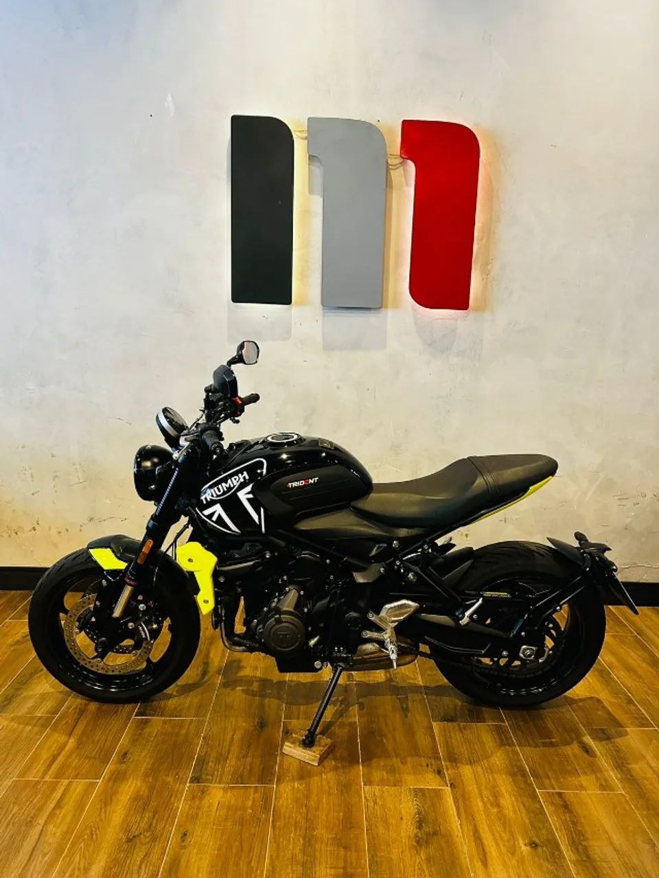 TRIDENT 660 ABS 2024 - Foto 3