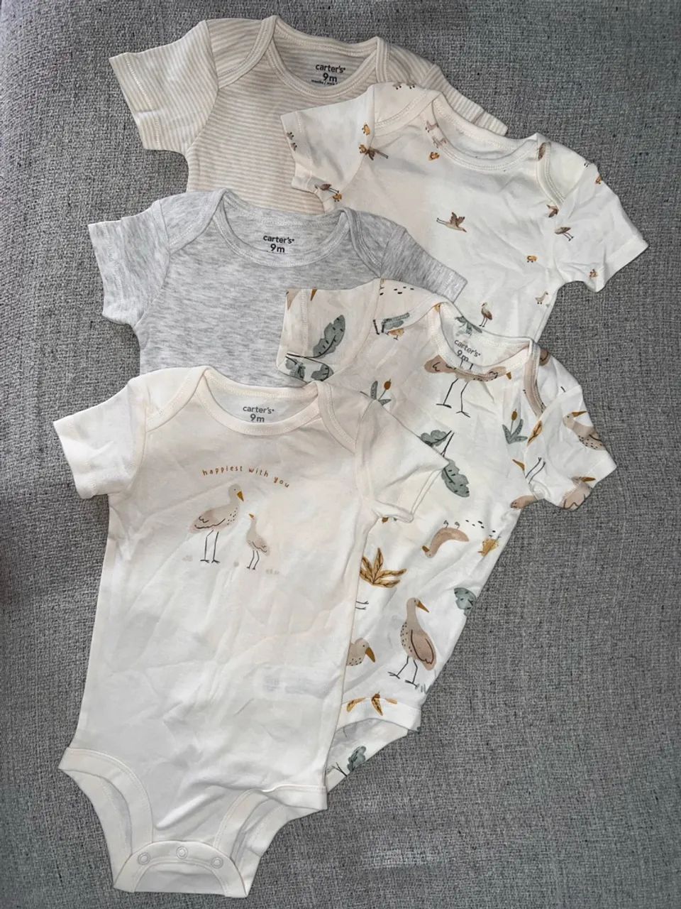 Kit 5 bodys Carters novos e original - Foto 2