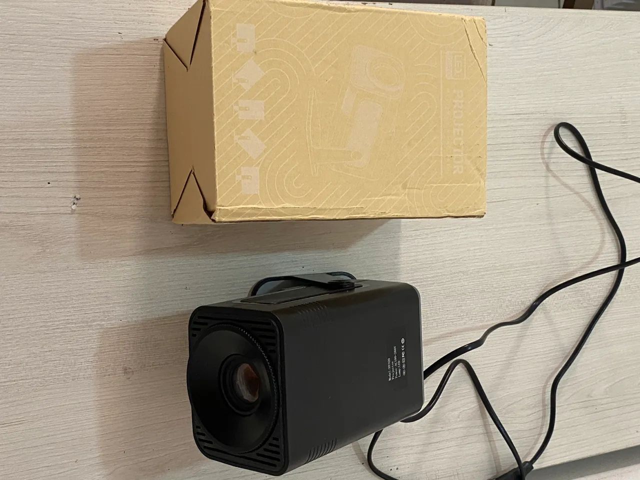 projetor hy320