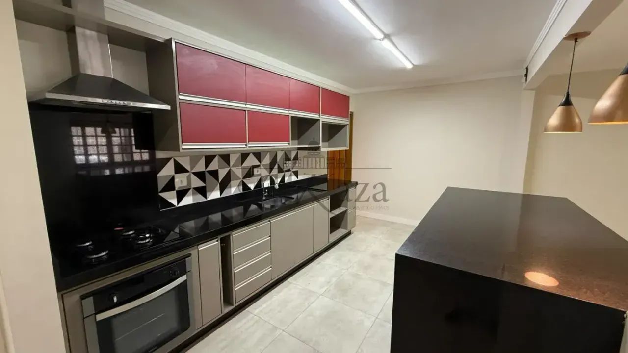Imperdível - Oportunidade - Casa - Bosque dos Eucaliptos - 3 Dormitórios - 156m². - Foto 3