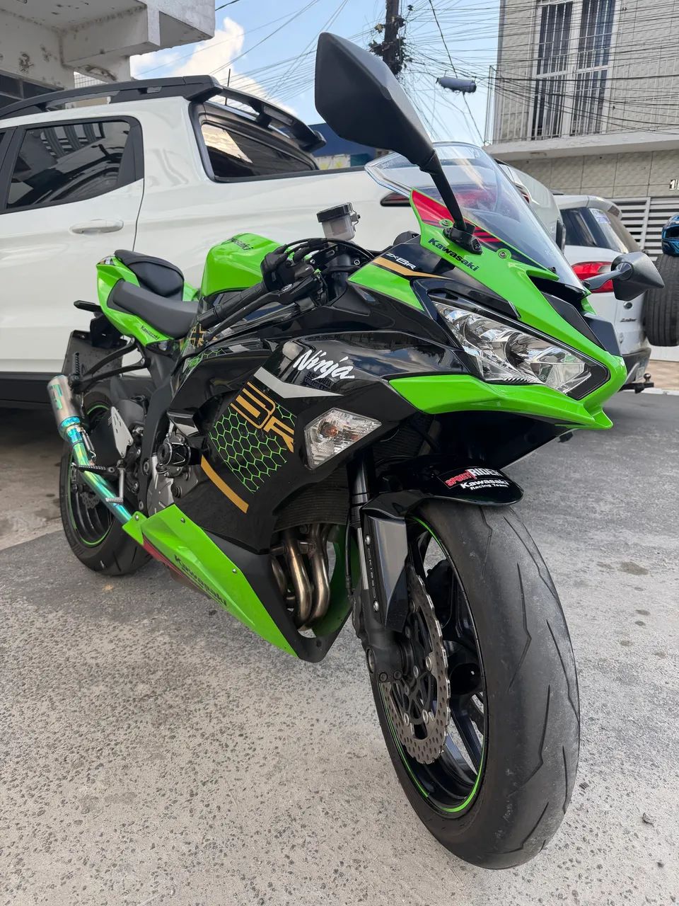 ひとちん　0906 Kawasaki Zx-6r 636cc 2008 - 1449602995 | OLX