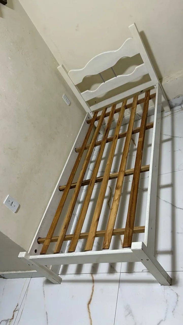 Cama de solteiro 