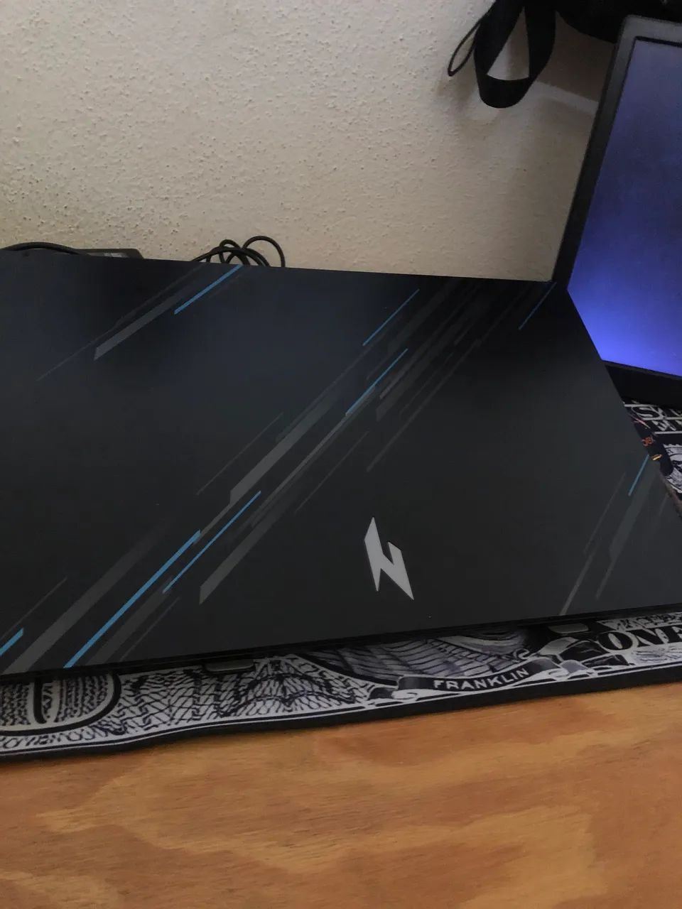 Acer Nitro V15 - Foto 4