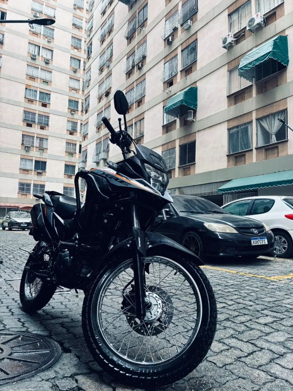 XRE 190 2025