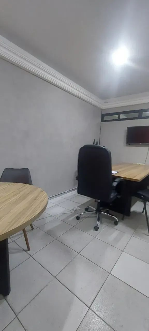 Imóvel para aluguel possui 28 metros quadrados em Farol - Maceió - AL