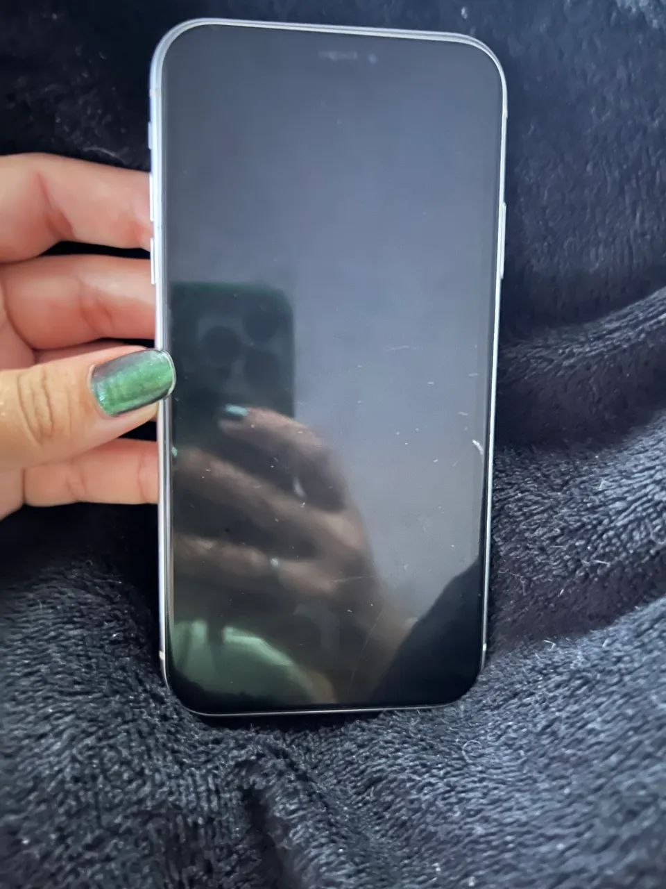 ? iPhone XR 128 GB - Funcionando - Tela quebrada - Foto 2