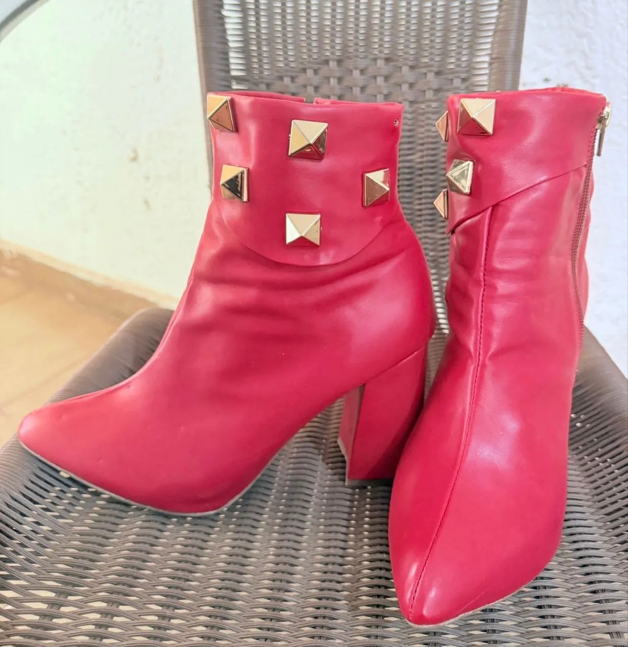 Bota Cano Curto Nova n37