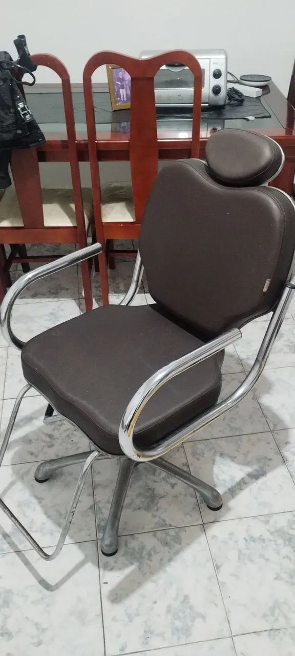 Cadeira de barbeiro  - Foto 2