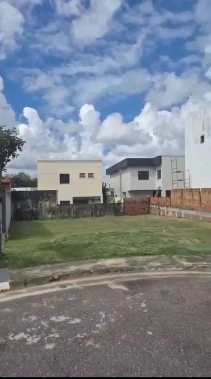Lote, 255 m² no Coqueiro em Belém