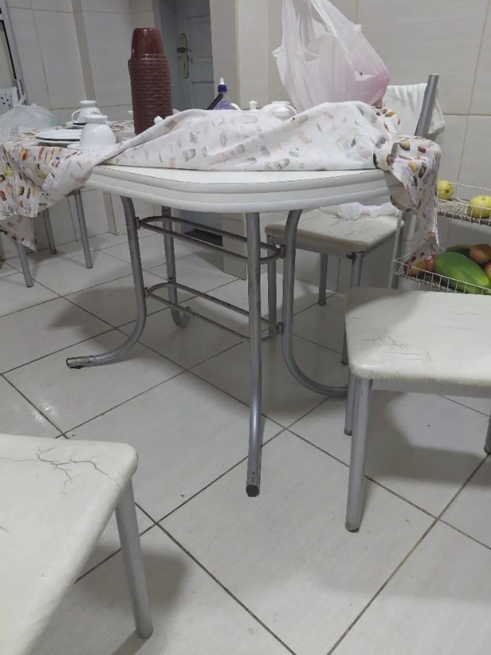 Conjunto mesa jantar 4 cadeiras - Foto 2