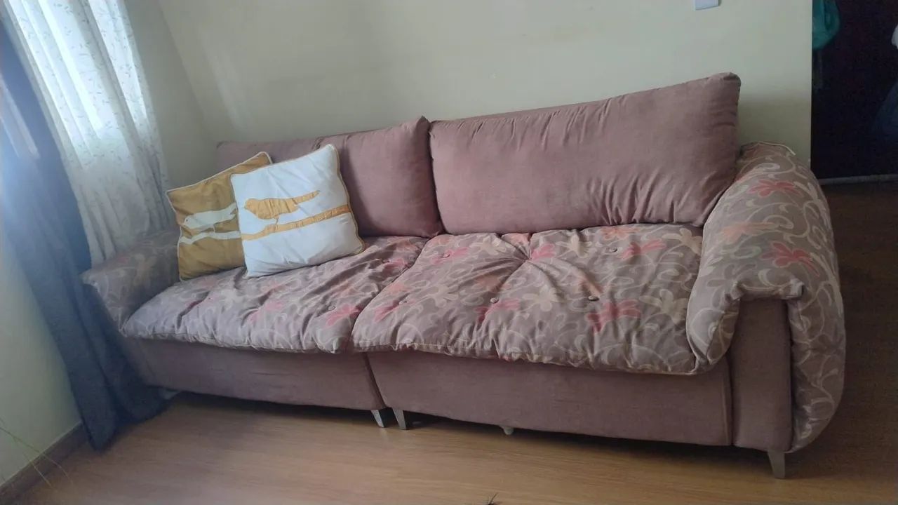 Sofá Grande Separável e Resistente + 2 almofadas de brinde
