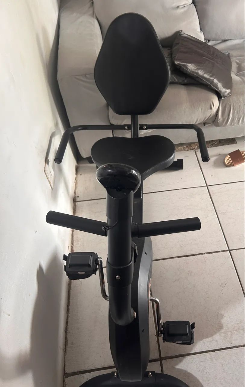 Vendo bicicleta ergométrica  - Foto 3