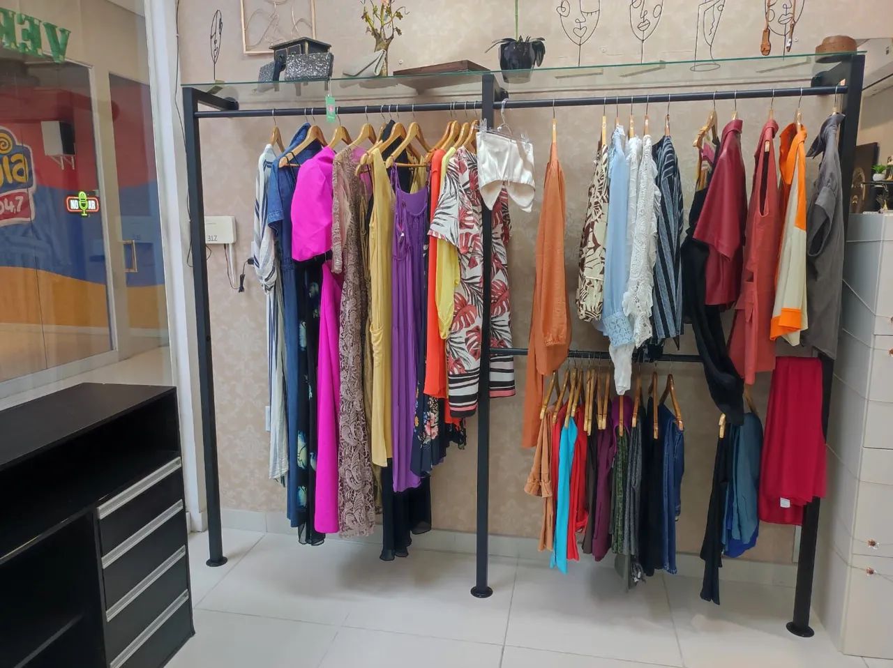 Arara de roupas 