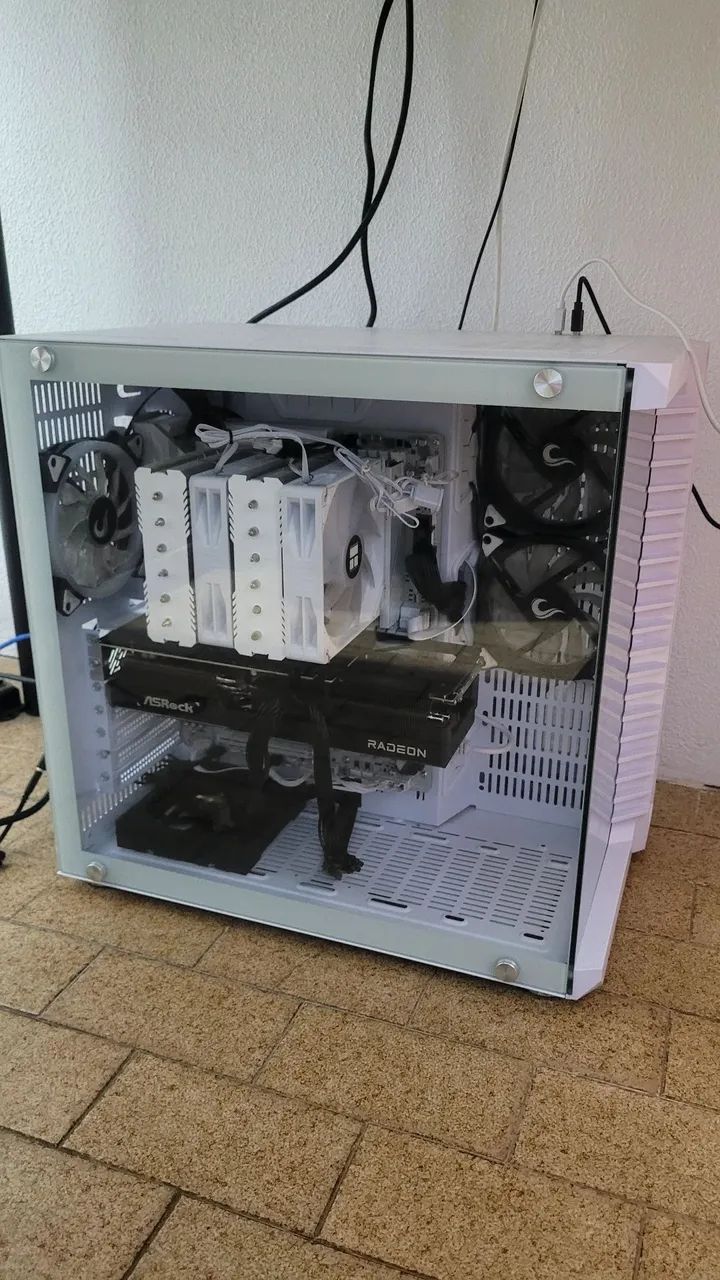 PC GAMER HIGH END AM5 RX 9070XT, 32GB RAM - Foto 4