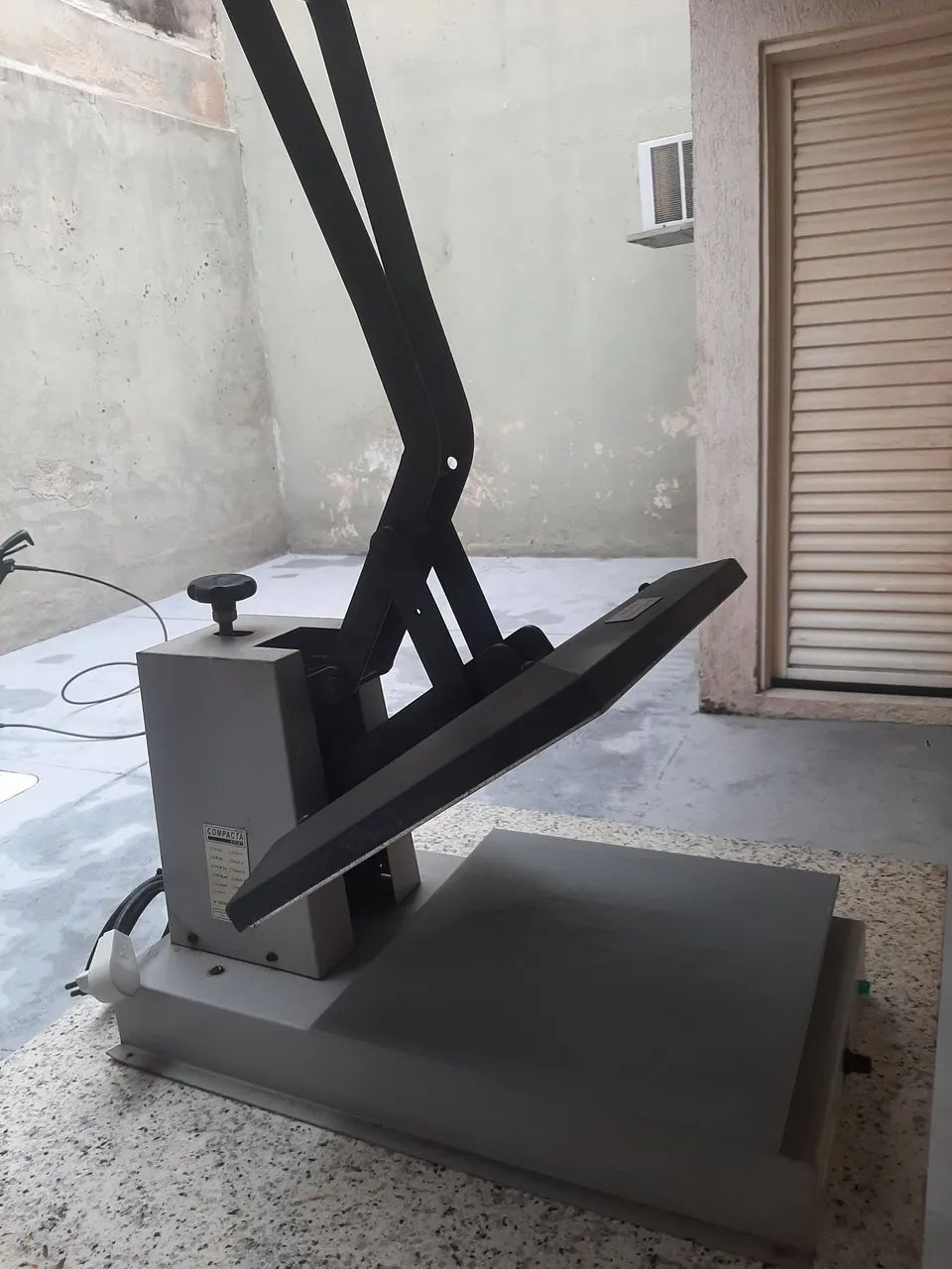 PRENSA TÉRMICA RIMAQ 110V  (TRANSFER) - Foto 2