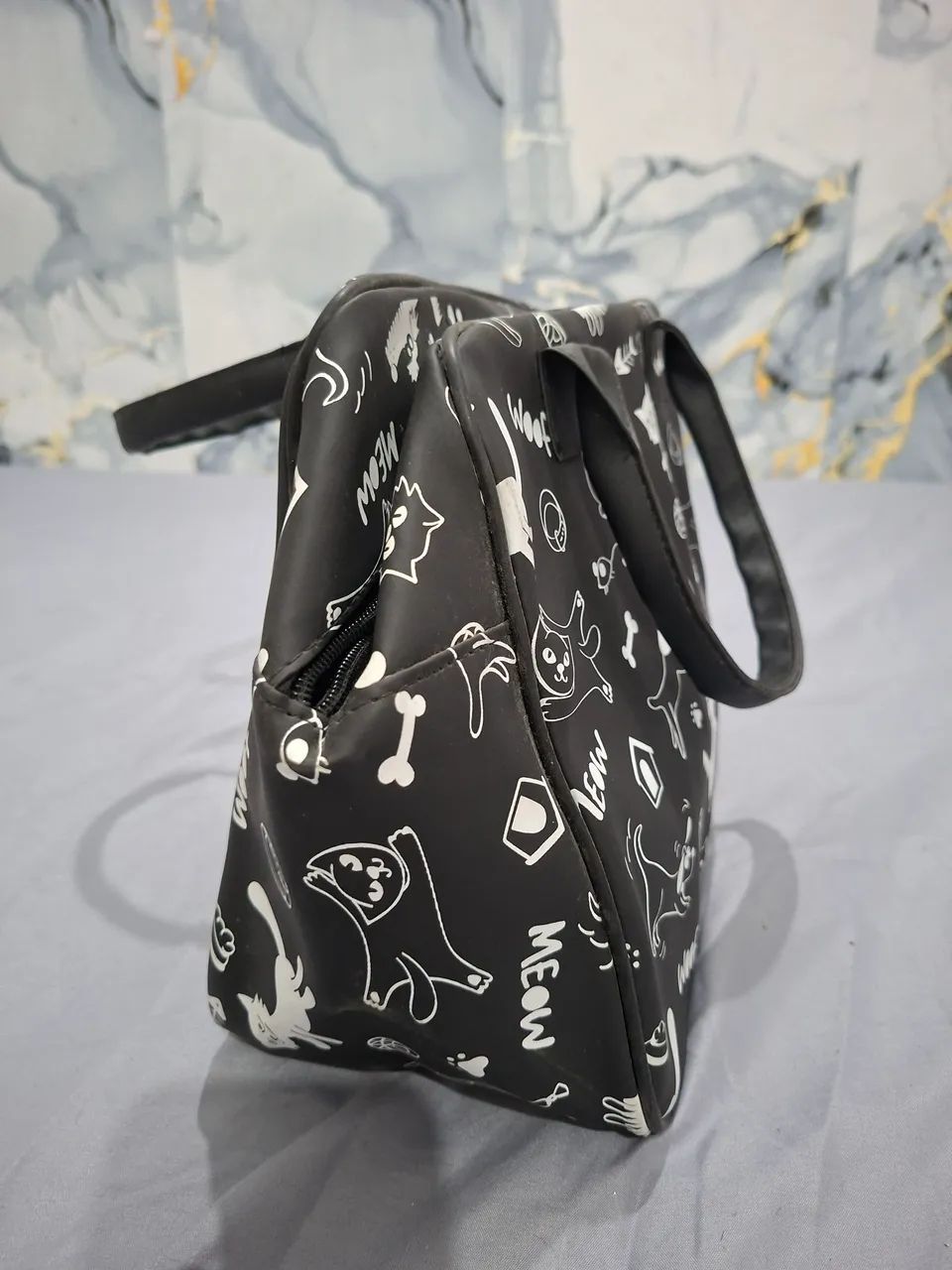 Bolsa Preta Estampada Resistente - Foto 2