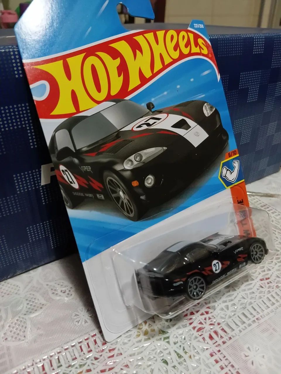 Hot Wheels '96 Dodge Viper GTS - Foto 3