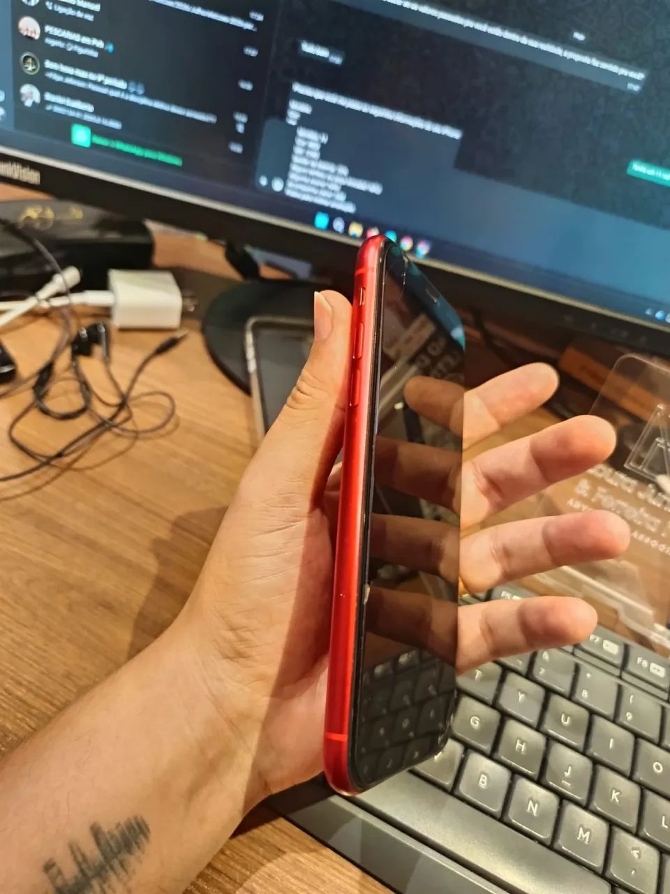 iPhone 11 128gb red - Foto 2