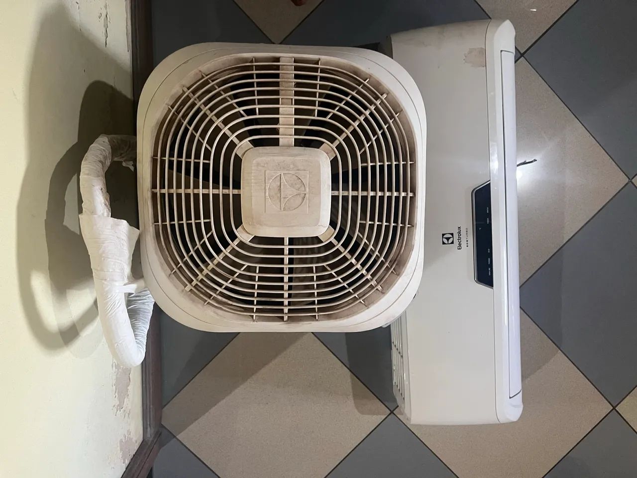 Split Eletrolux 9000 Btu - Foto 3