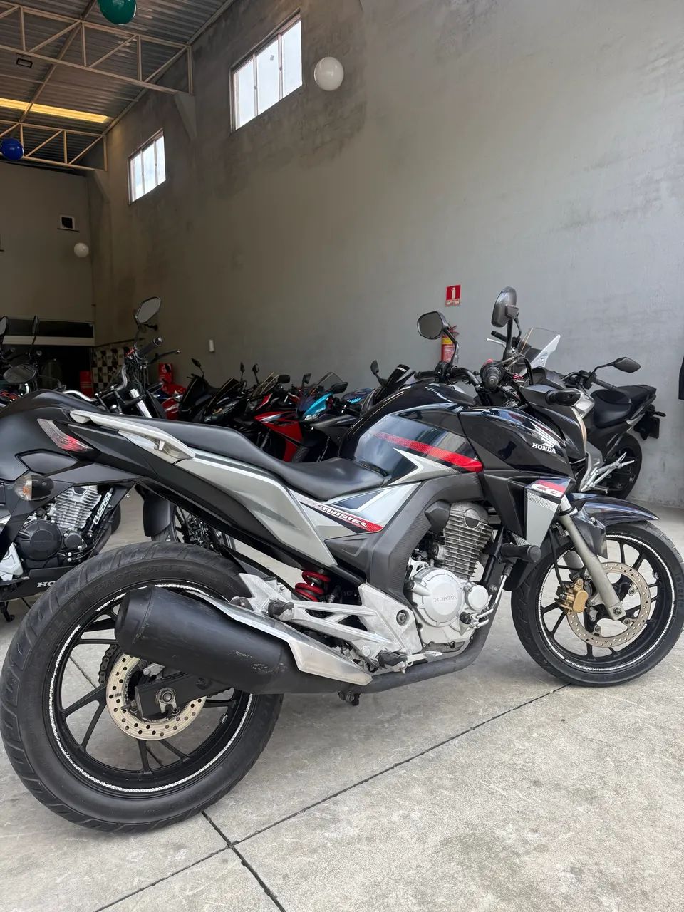 CB TWISTER 2018  - Foto 2