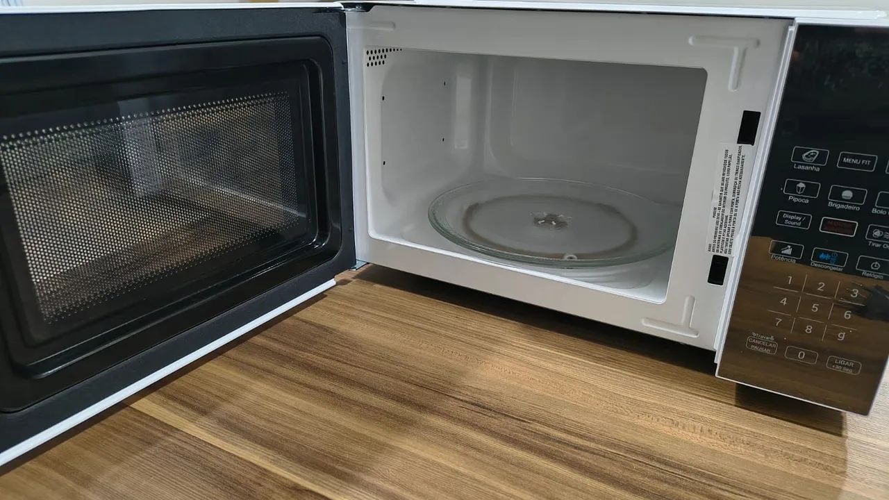 Microondas 20 litros  - Foto 2