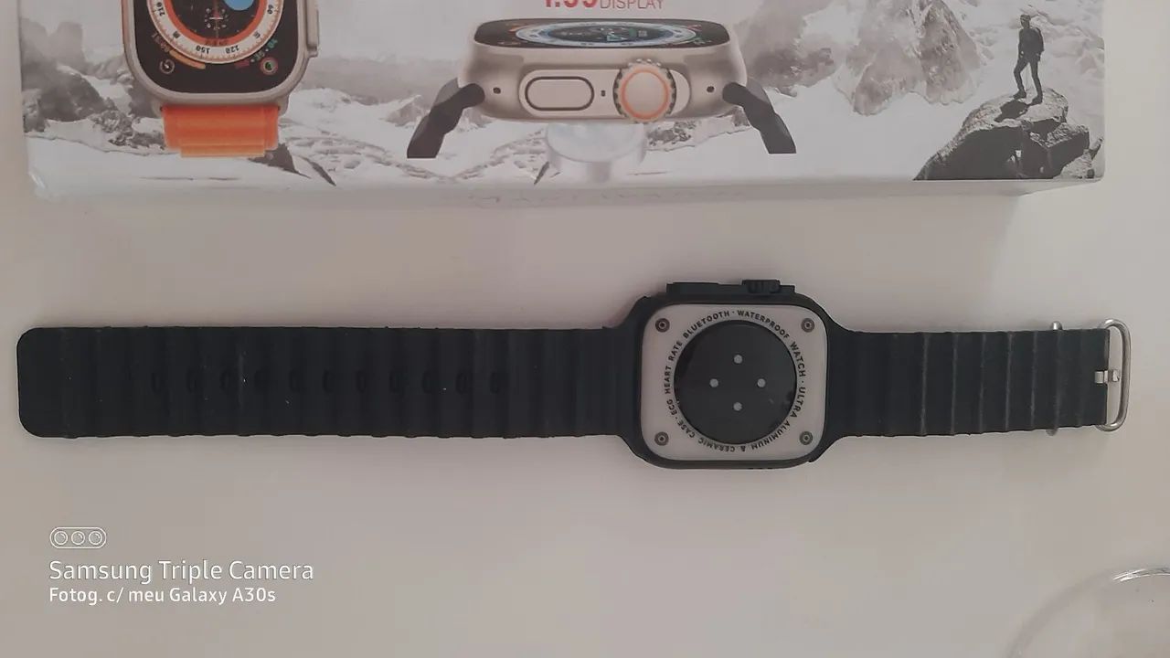 Smartwatch T800 Ultra Unissex com Pulseira preta  - Foto 5