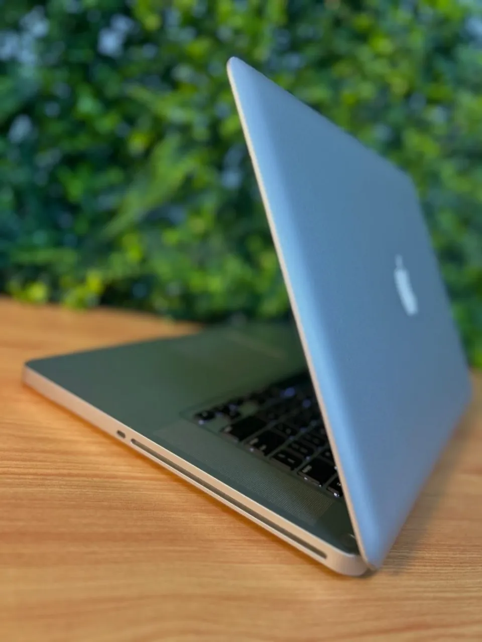 macbook pro 2011 i7
