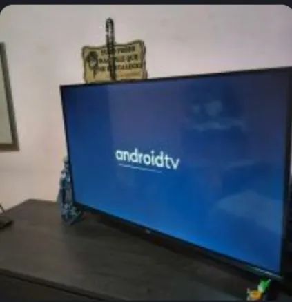 SMART TV TCL 32 - Foto 2
