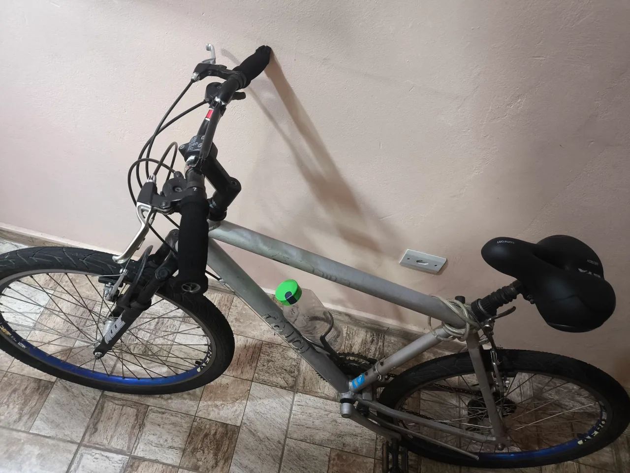 ? bicicleta aro 26-R$ 400