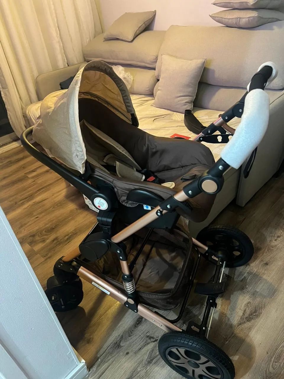Carrinho de bebê + bebê conforto  - Foto 3