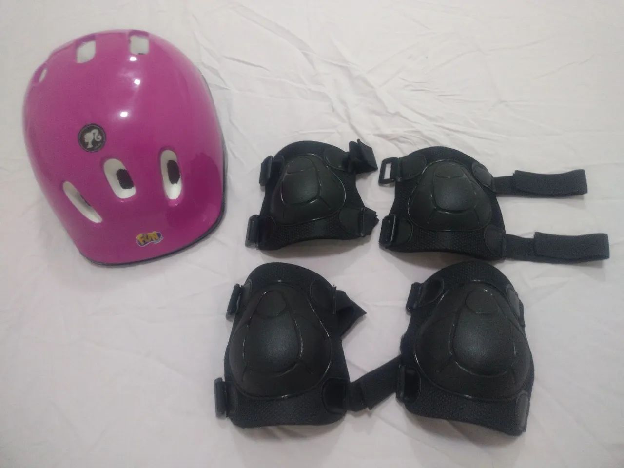 Capacete e kit de proteção infantil 